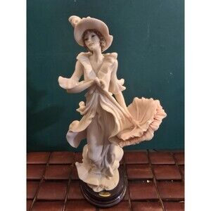 Giuseppe Armani "Sun Shower" Capodimonte Porcelain Figurine Florence  Italy 10"